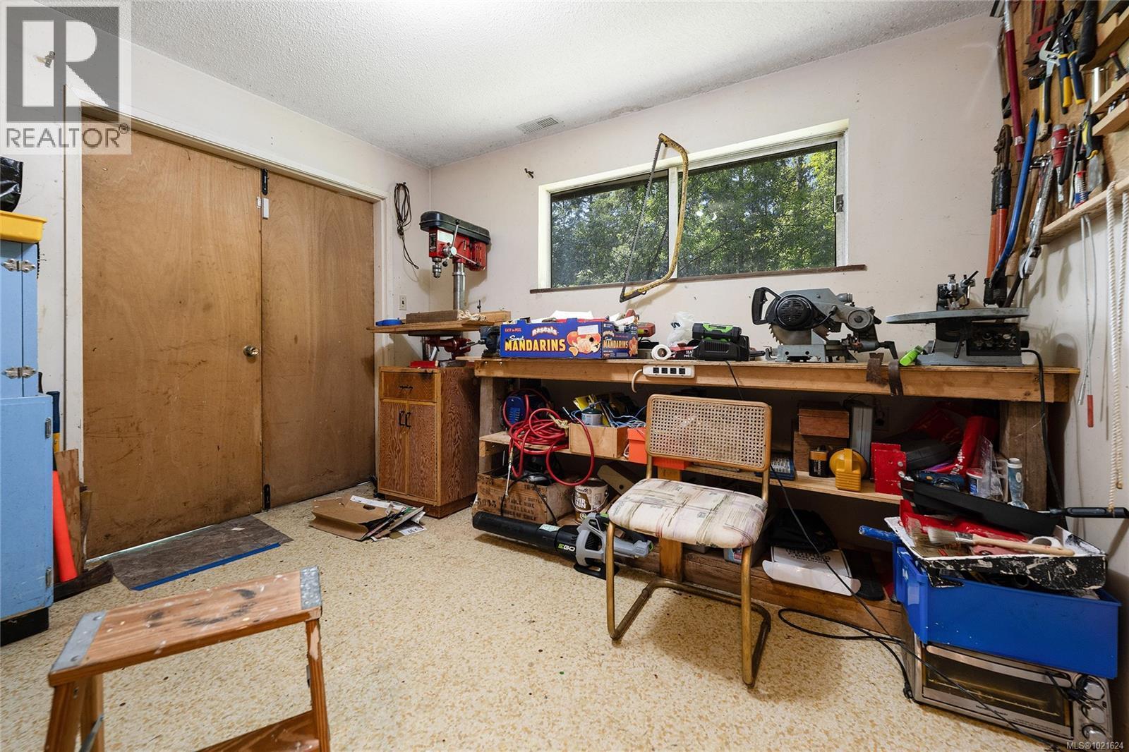 3795 Glenora Rd, Duncan, BC - Indoor