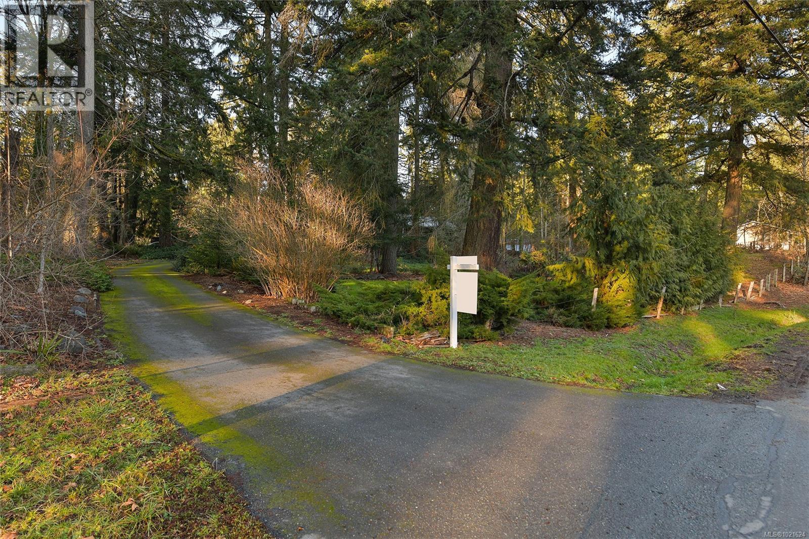 3795 Glenora Rd, Duncan, BC - Outdoor