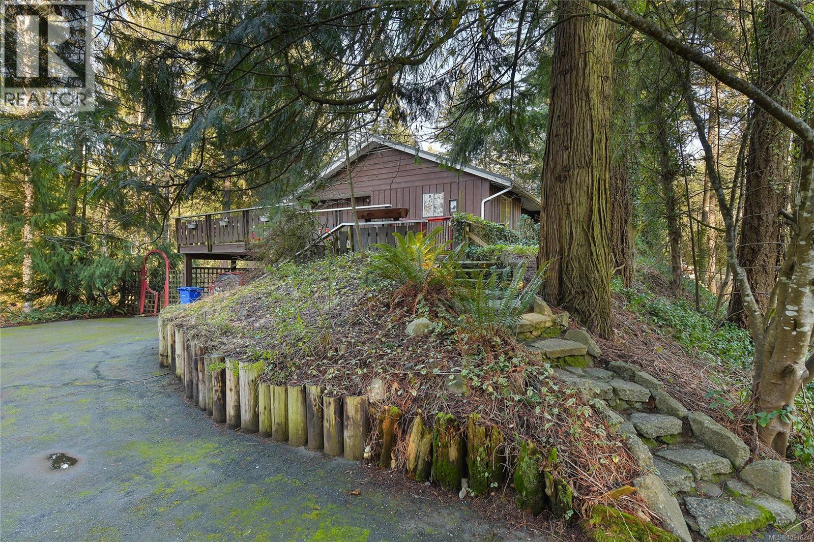 3795 Glenora Rd, Duncan, BC - Outdoor