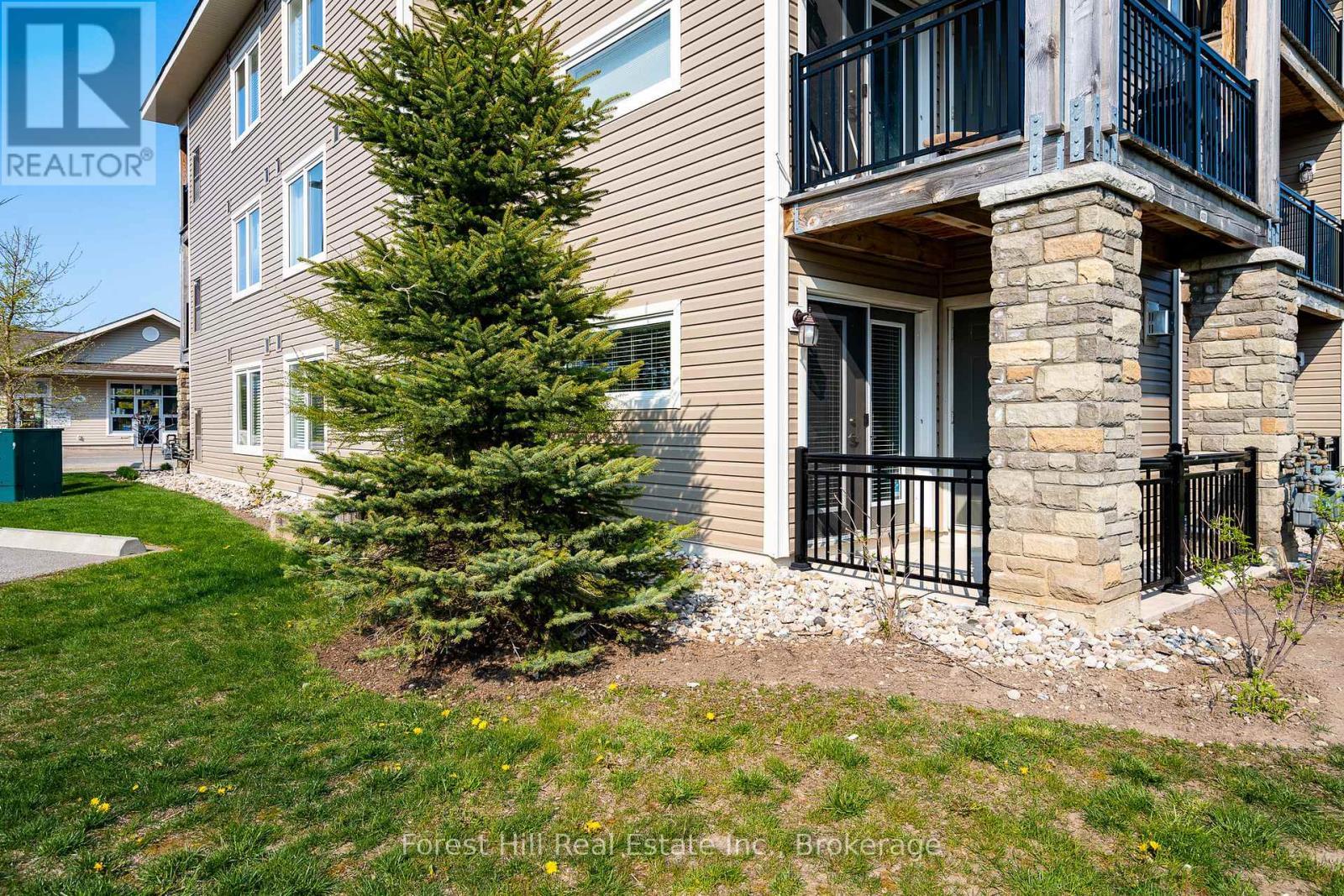 108 - 2 Anchorage Crescent, Collingwood, ON - Outdoor