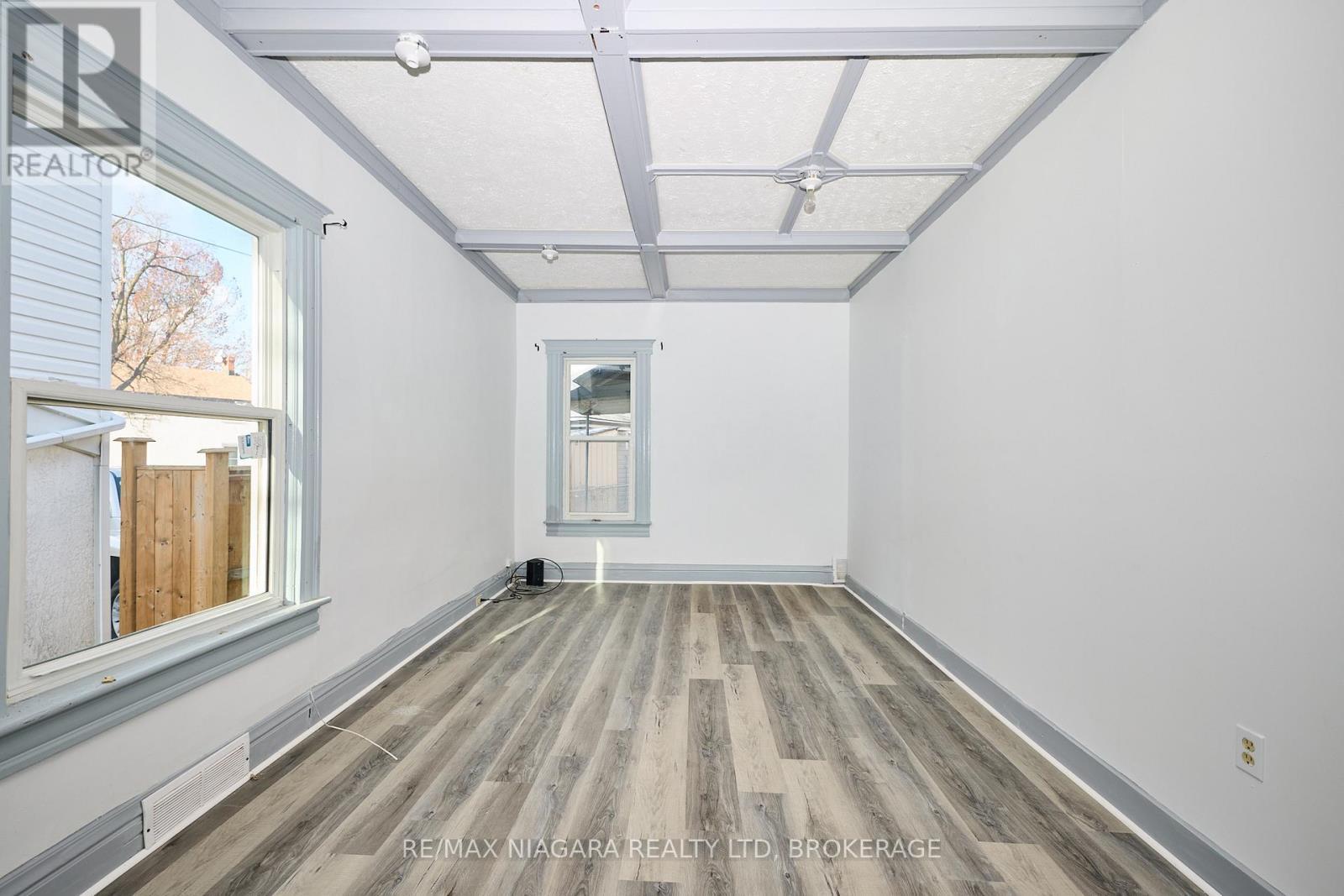 105A Welland Avenue, St. Catharines (Downtown), ON