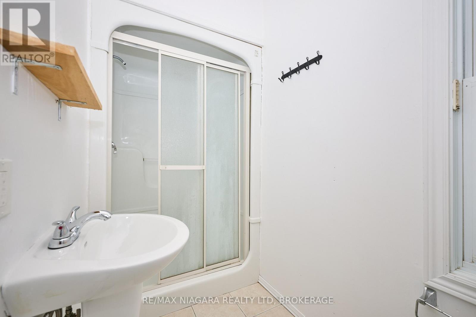 105A Welland Avenue, St. Catharines (Downtown), ON