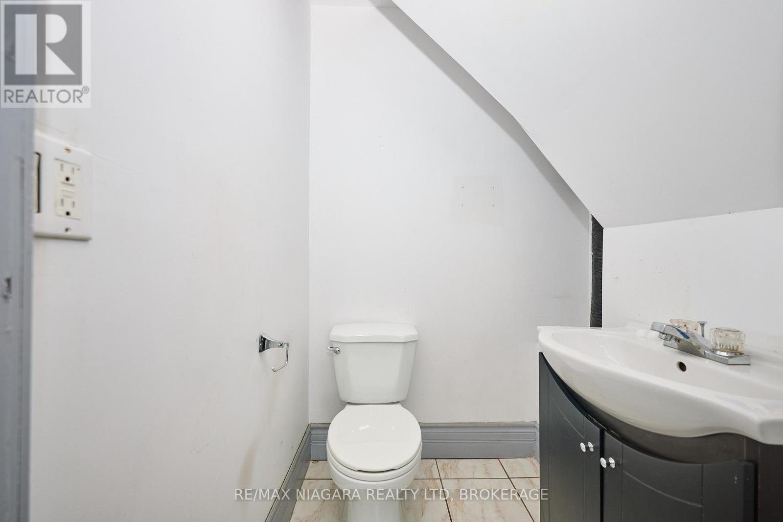 105A Welland Avenue, St. Catharines (Downtown), ON