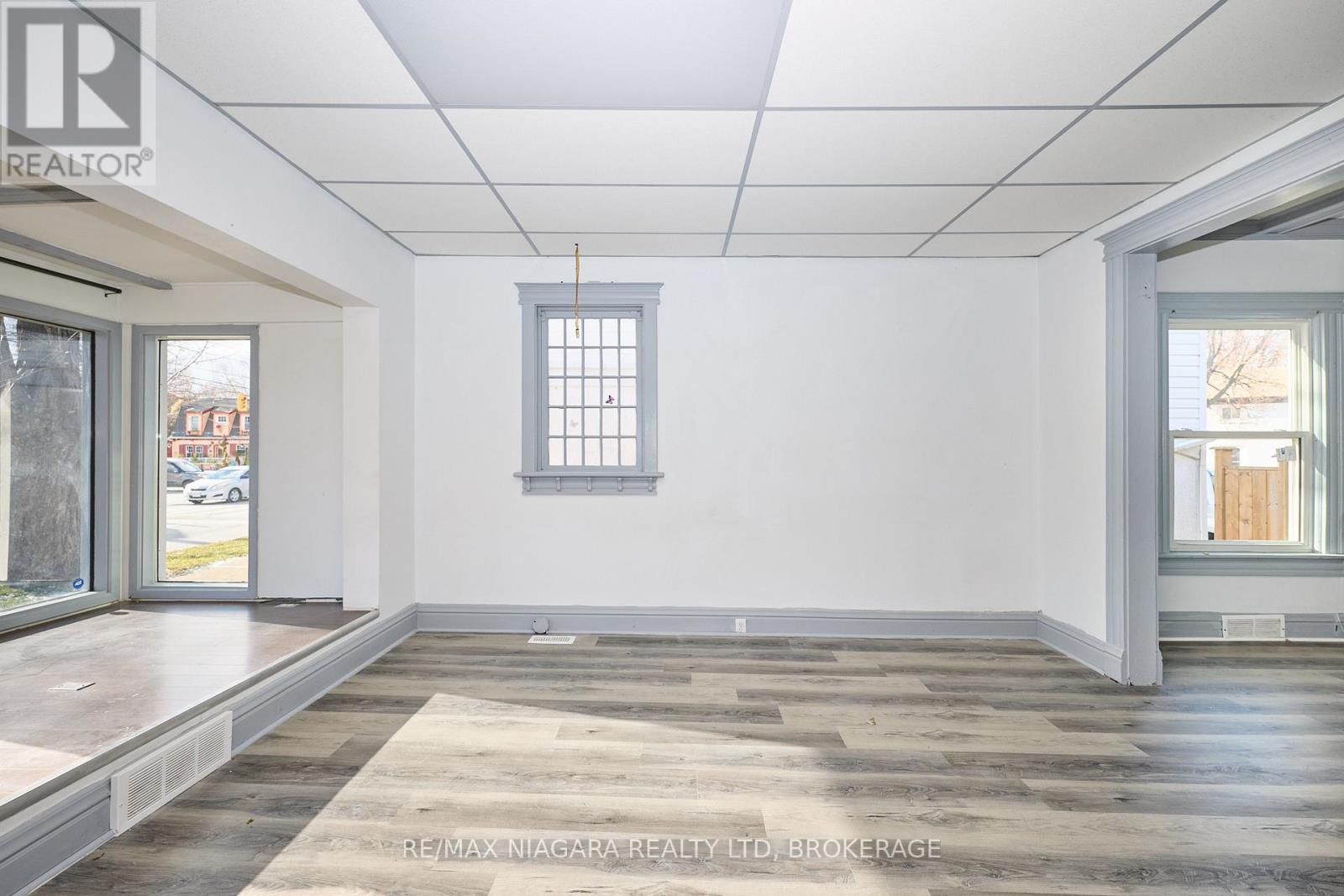 105A Welland Avenue, St. Catharines (Downtown), ON