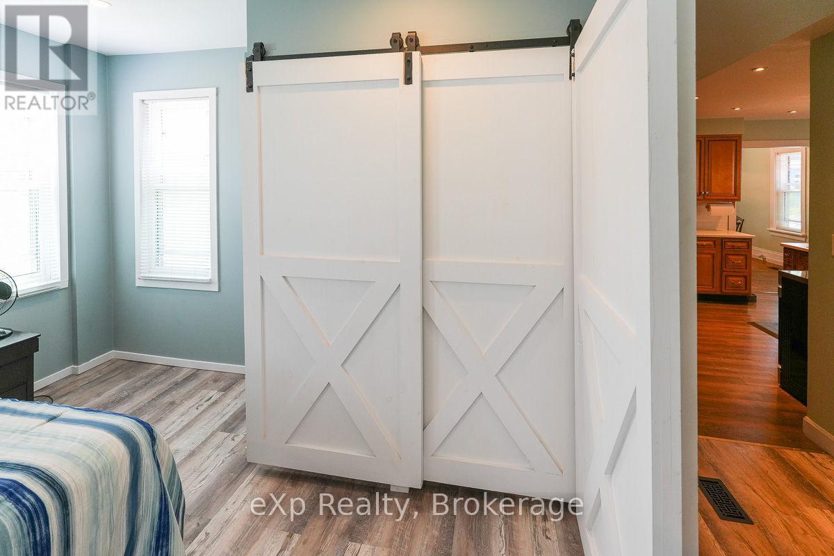 594 10Th A Street W, Owen Sound, ON - Indoor