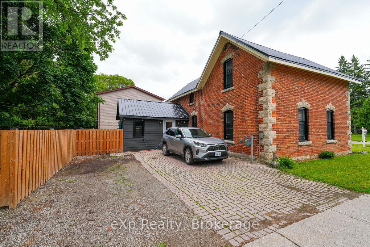 594 10Th A Street W, Owen Sound, ON - Outdoor With Exterior