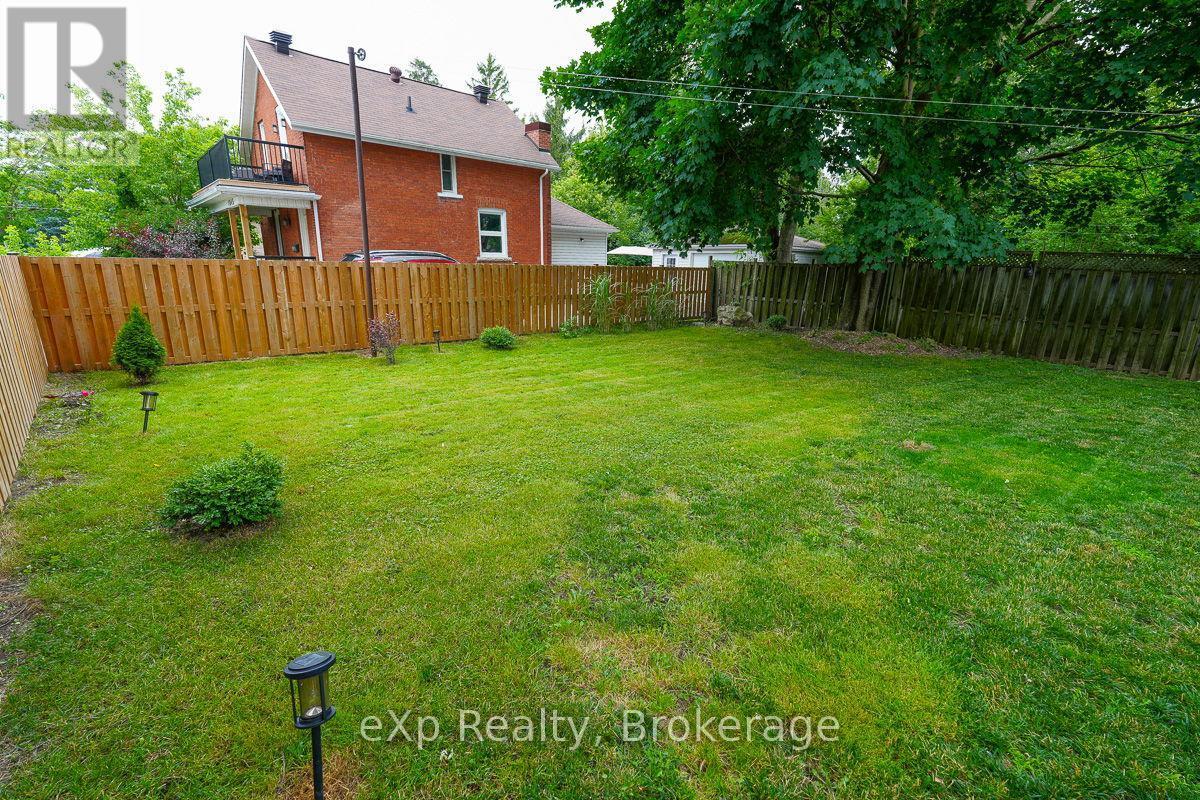 594 10Th A Street W, Owen Sound, ON - Outdoor