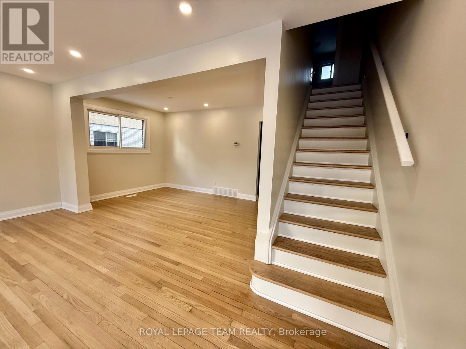 973 Eiffel Avenue, Ottawa, ON - Indoor Photo Showing Other Room