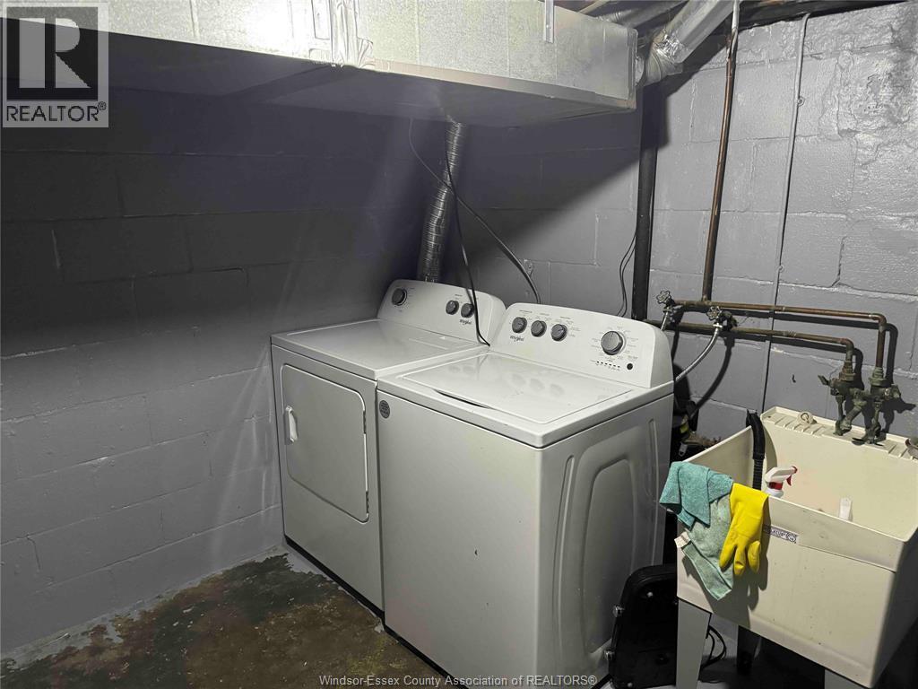 1859 Ford Avenue Unit# Unit # 1, Windsor, ON - Indoor Photo Showing Laundry Room