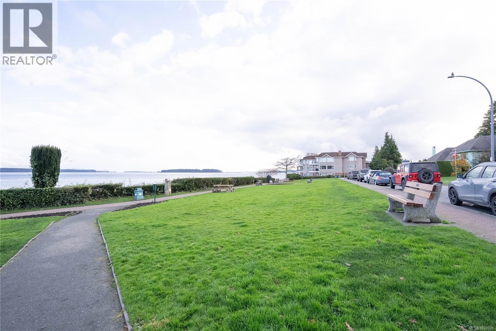 308 2550 Bevan Ave, Sidney, BC - Outdoor With View