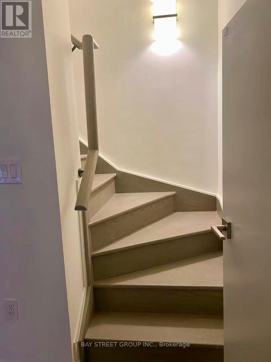 177 - 67 Curlew Drive, Toronto, ON - Indoor Photo Showing Other Room