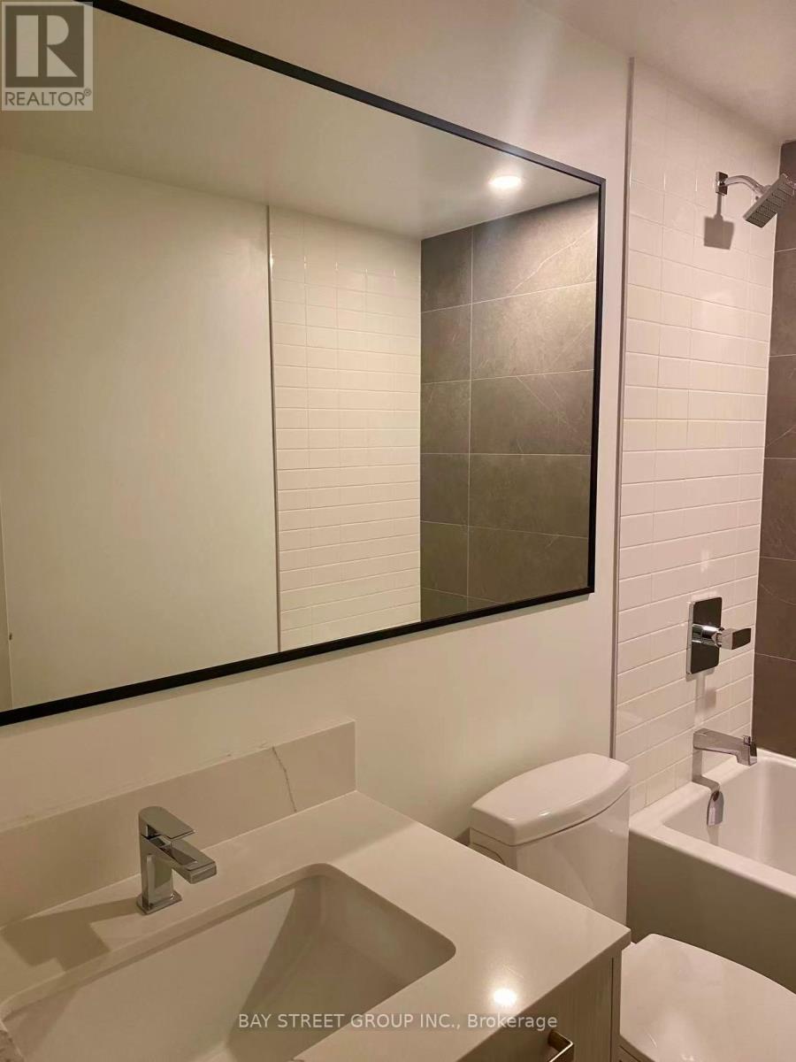 177 - 67 Curlew Drive, Toronto, ON - Indoor Photo Showing Bathroom