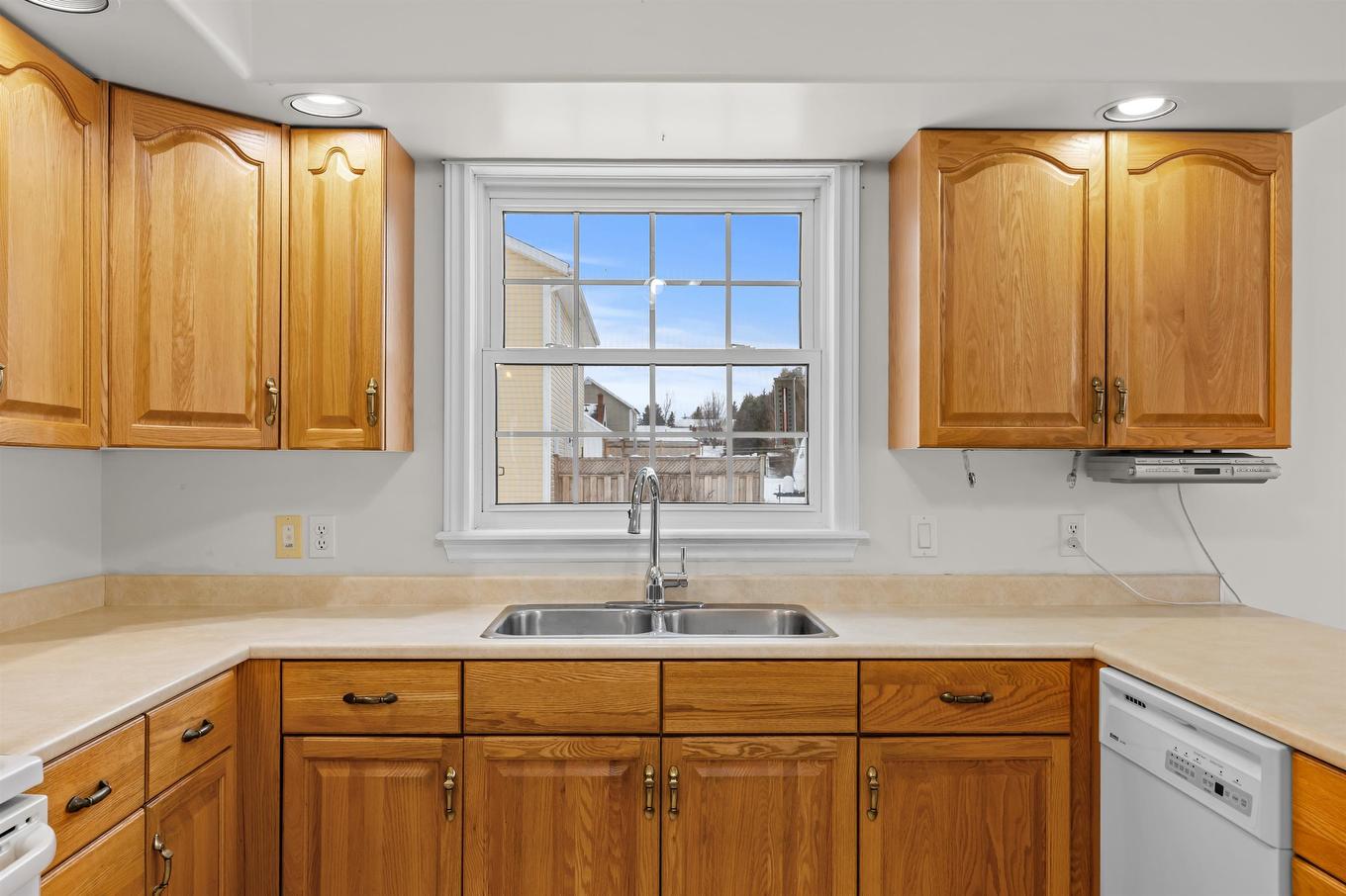 32 Oakland Drive, East Royalty, PE