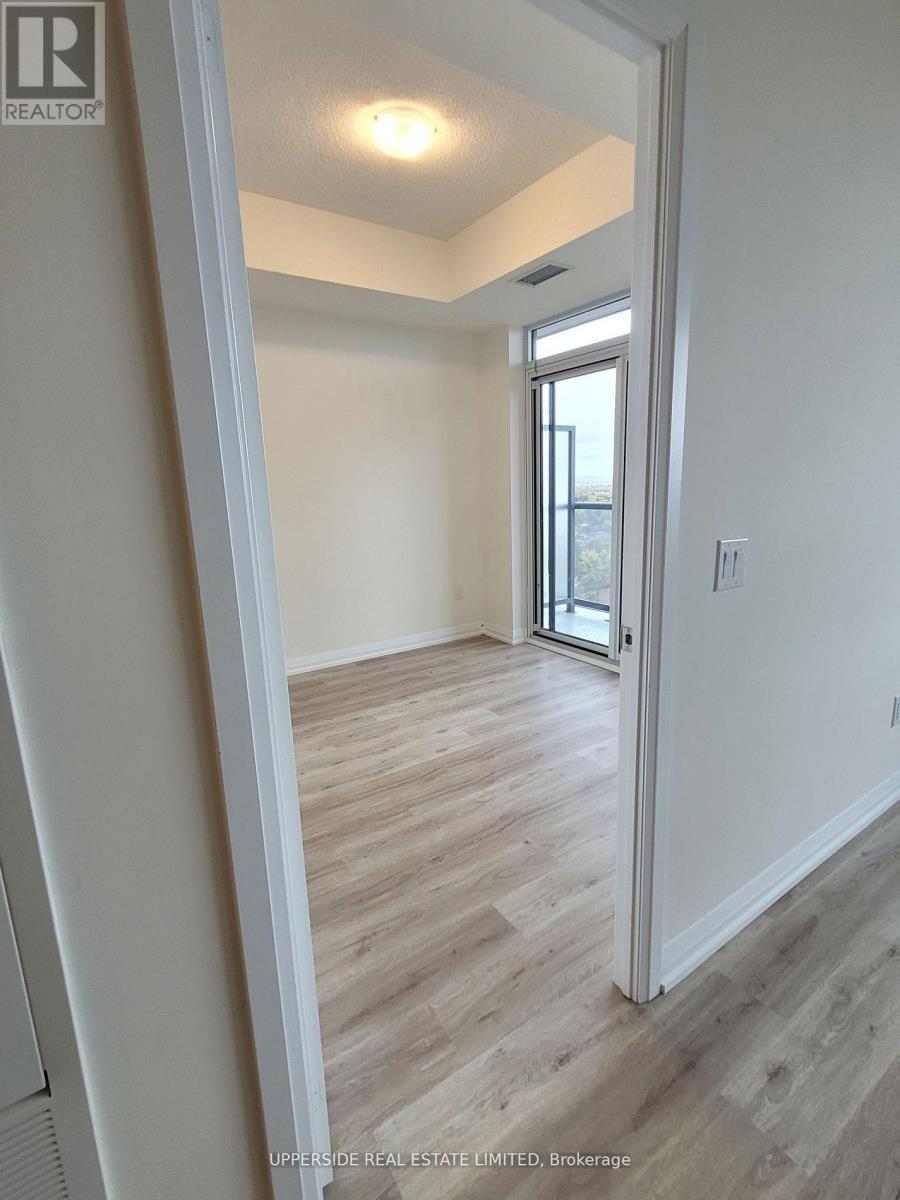1521 - 3270 Sheppard Avenue E, Toronto, ON - Indoor Photo Showing Other Room