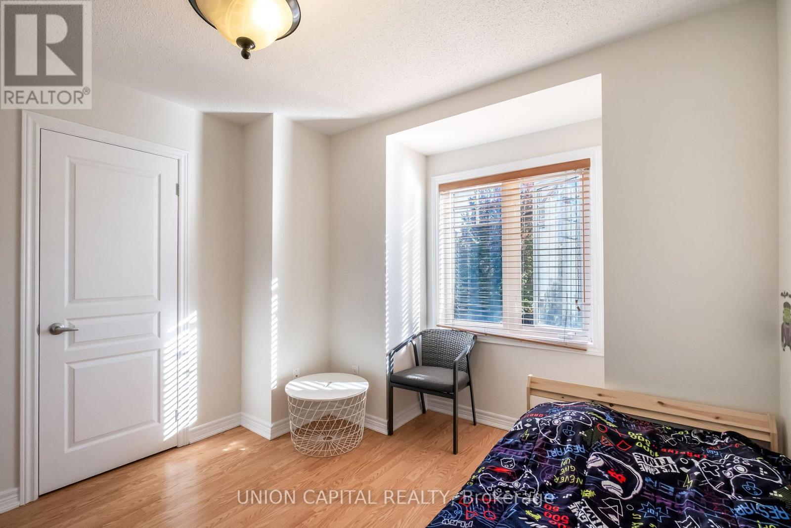 8 Stookes Crescent, Richmond Hill, ON - Indoor Photo Showing Other Room