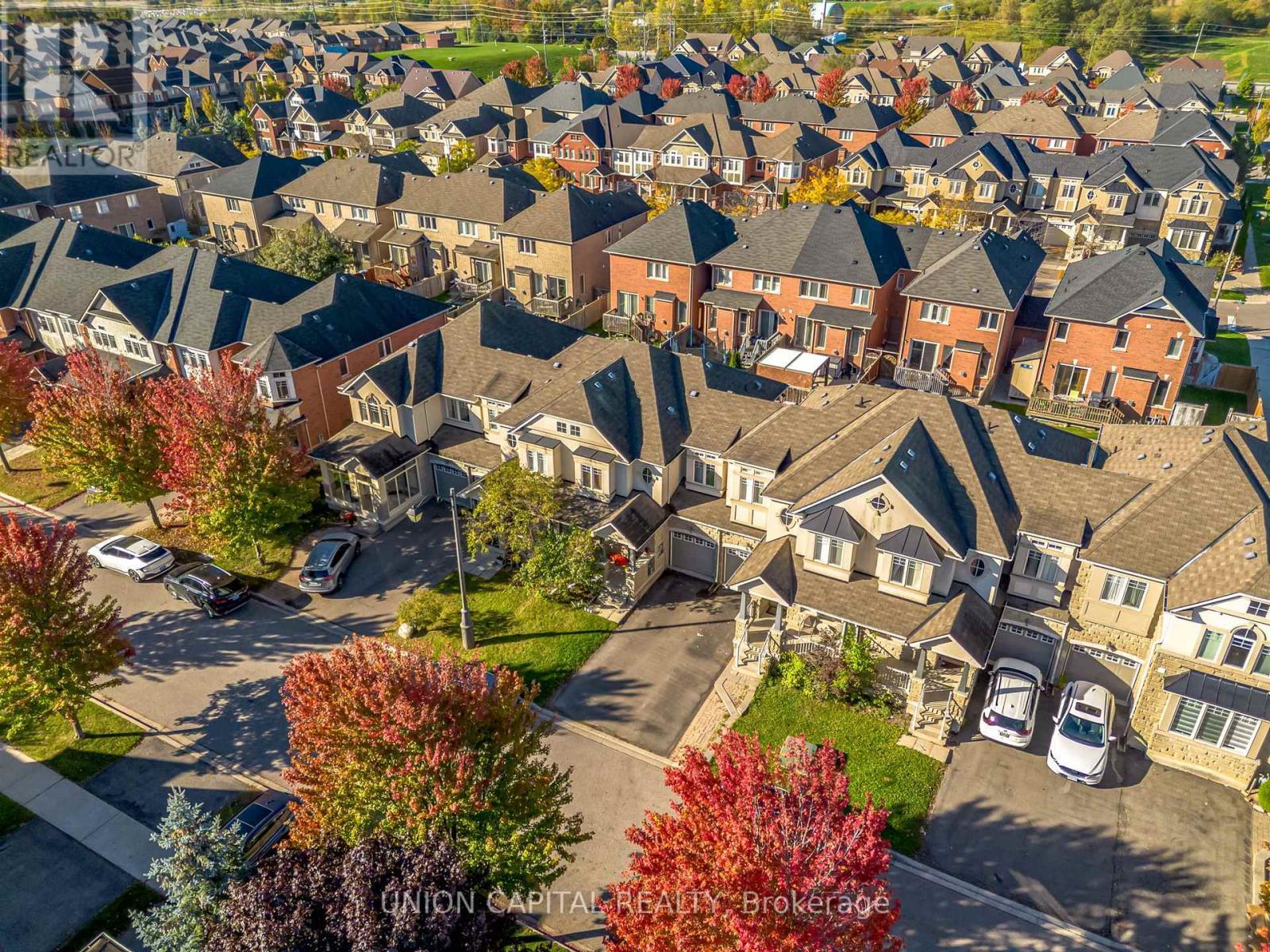 8 Stookes Crescent, Richmond Hill, ON - Outdoor