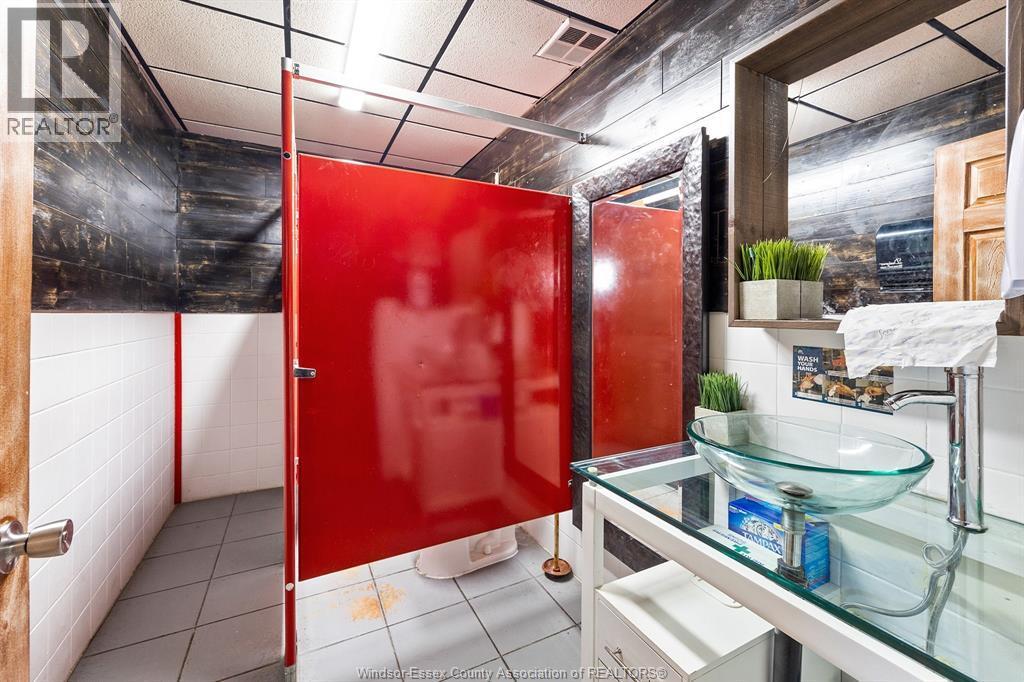 914 Erie Street East, Windsor, ON