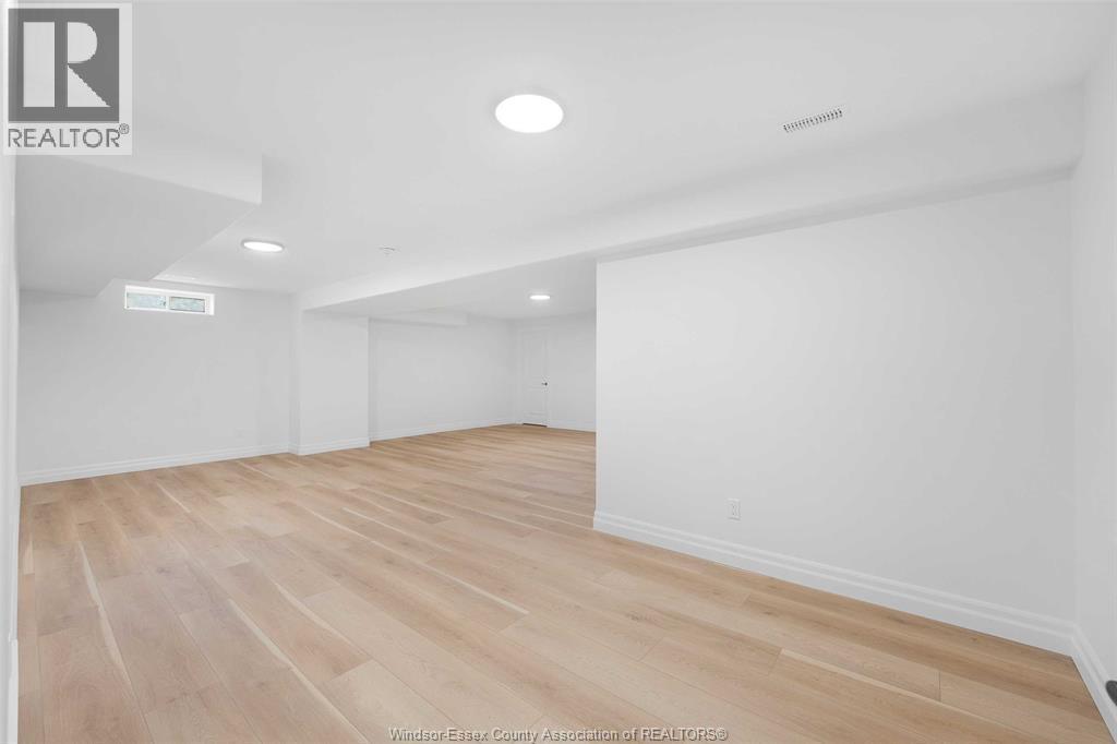 265 Charles, Essex, ON - Indoor Photo Showing Other Room