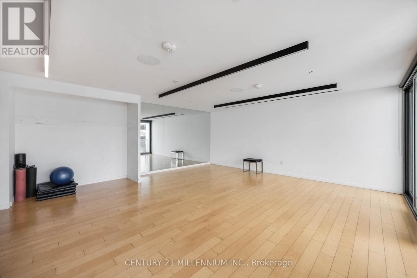 2409 - 170 Bayview Avenue, Toronto, ON - Indoor Photo Showing Other Room