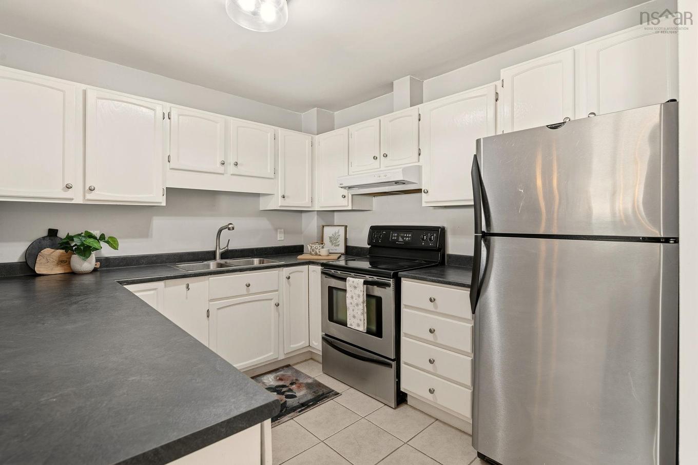 12 77 Collins Grove, Dartmouth, NS