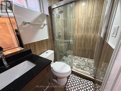 Extra Large Shower -