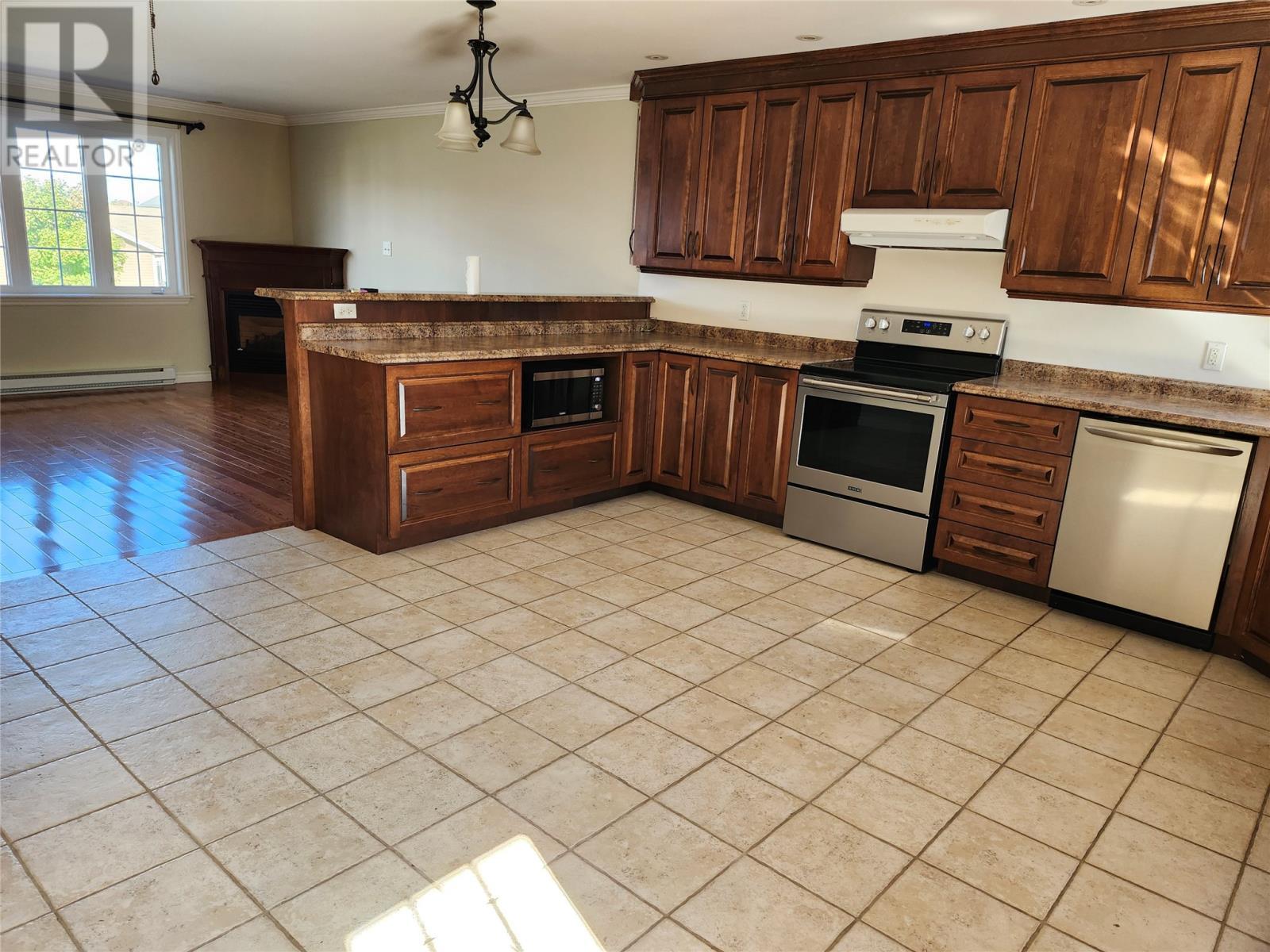 70 Mark Nichols Place, St. John'S, NL - Indoor Photo Showing Kitchen
