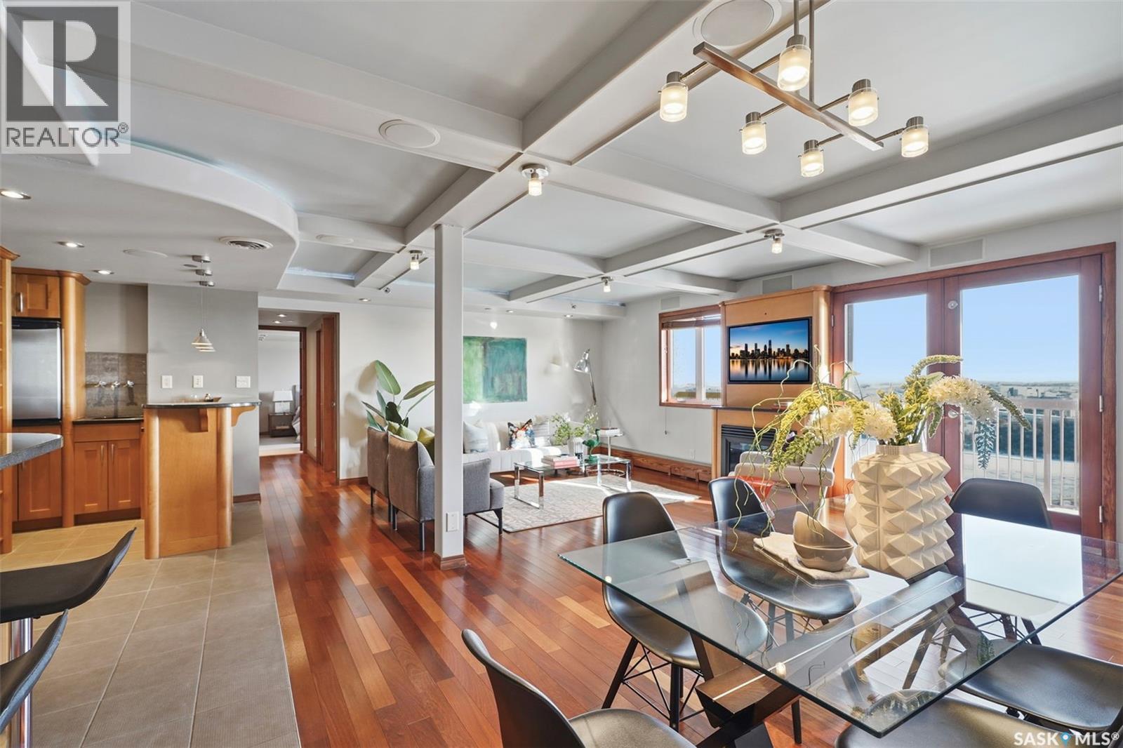 2504/2505 311 6Th Avenue N, Saskatoon, SK - Indoor Photo Showing Dining Room