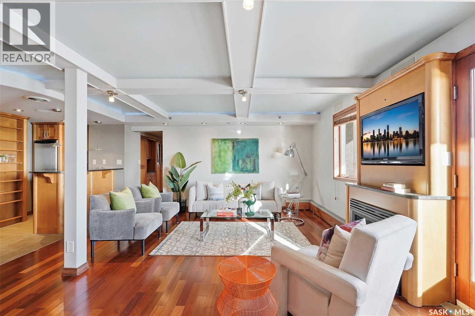 2504/2505 311 6Th Avenue N, Saskatoon, SK - Indoor Photo Showing Living Room