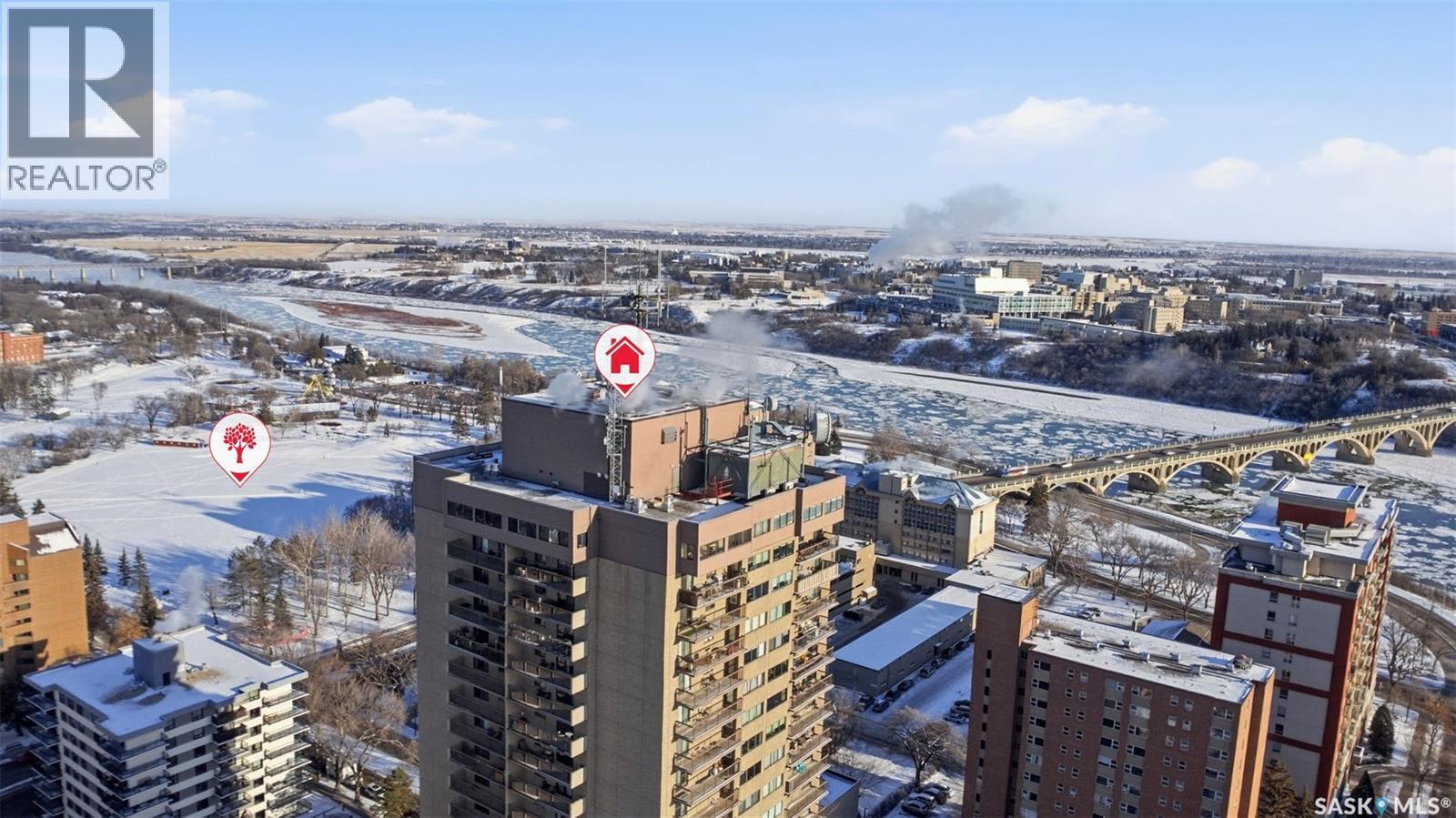 2504/2505 311 6Th Avenue N, Saskatoon, SK - Outdoor With View