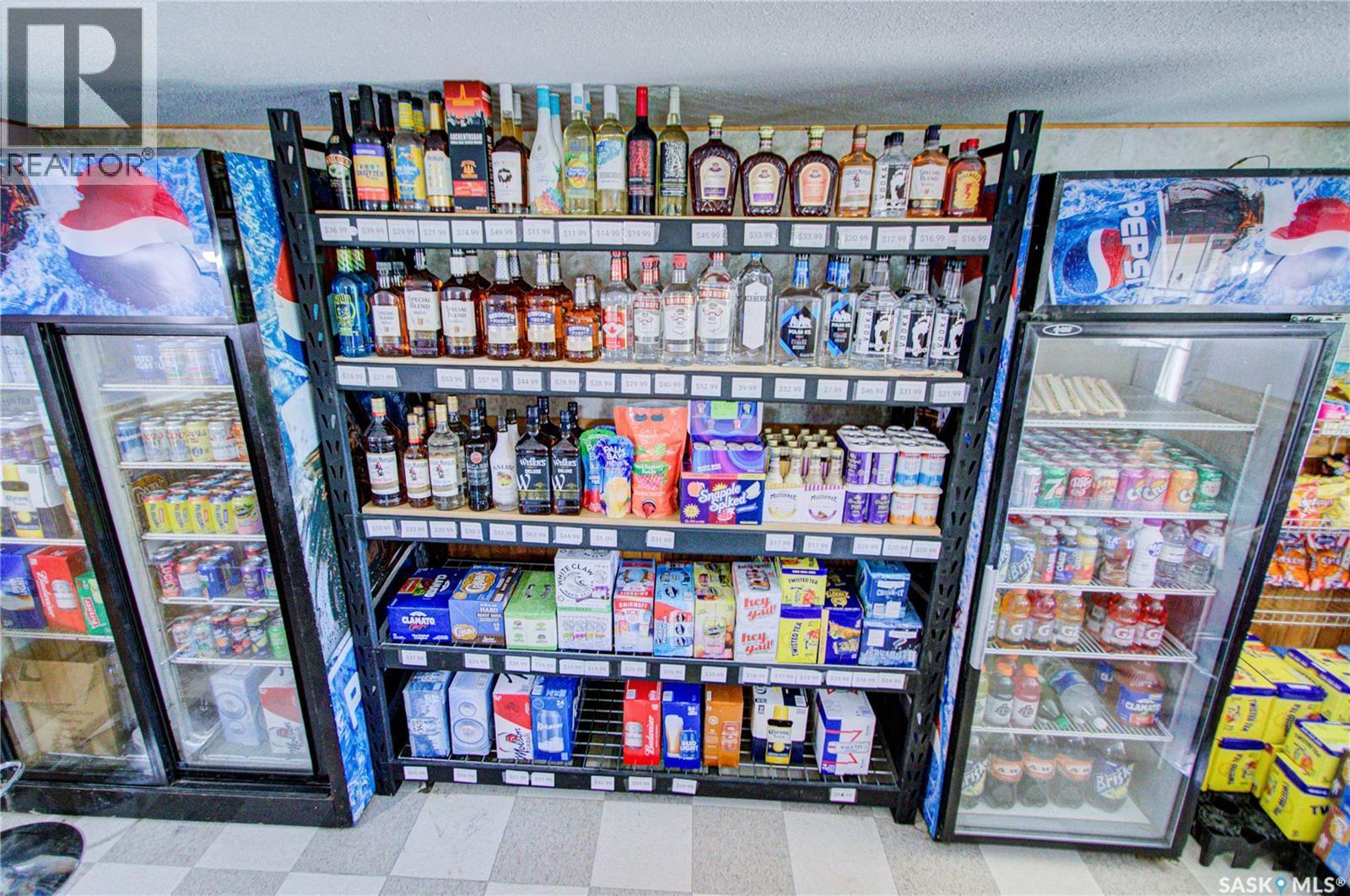 Hidden Meadows Resort And Liquor, Pleasantdale Rm No. 398, SK