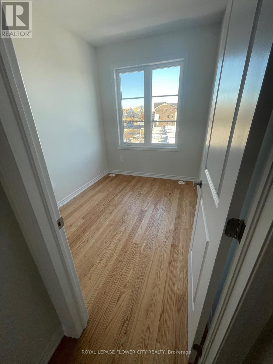 5993 Saigon Street, Mississauga, ON - Indoor Photo Showing Other Room