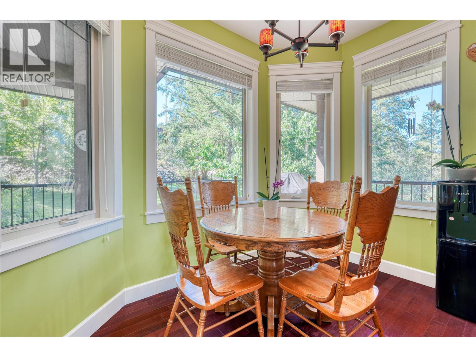 40 Kestrel Place Unit# 30, Vernon, BC - Indoor Photo Showing Dining Room