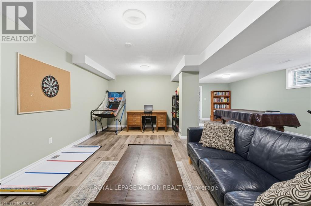 14 Dunton Lane, Brant, ON - Indoor