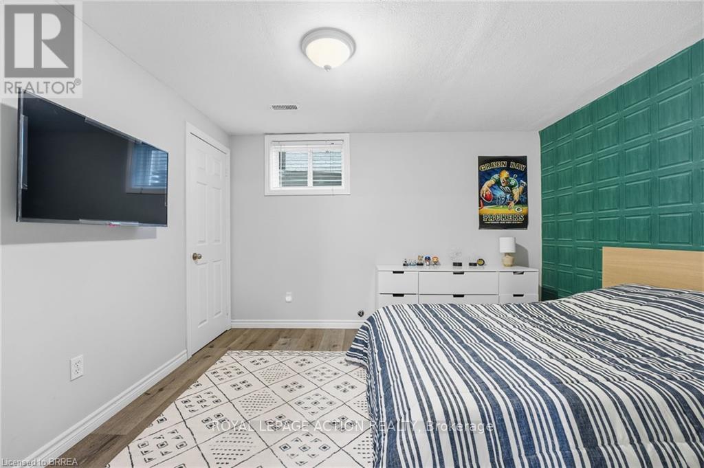 14 Dunton Lane, Brant, ON - Indoor Photo Showing Bedroom