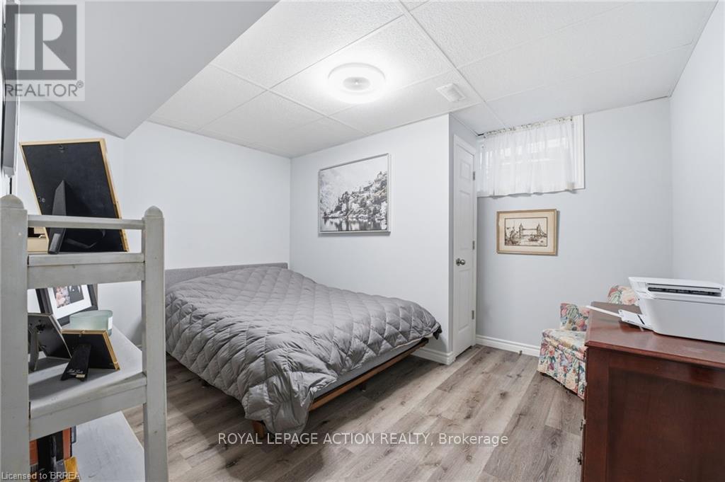 14 Dunton Lane, Brant, ON - Indoor Photo Showing Bedroom