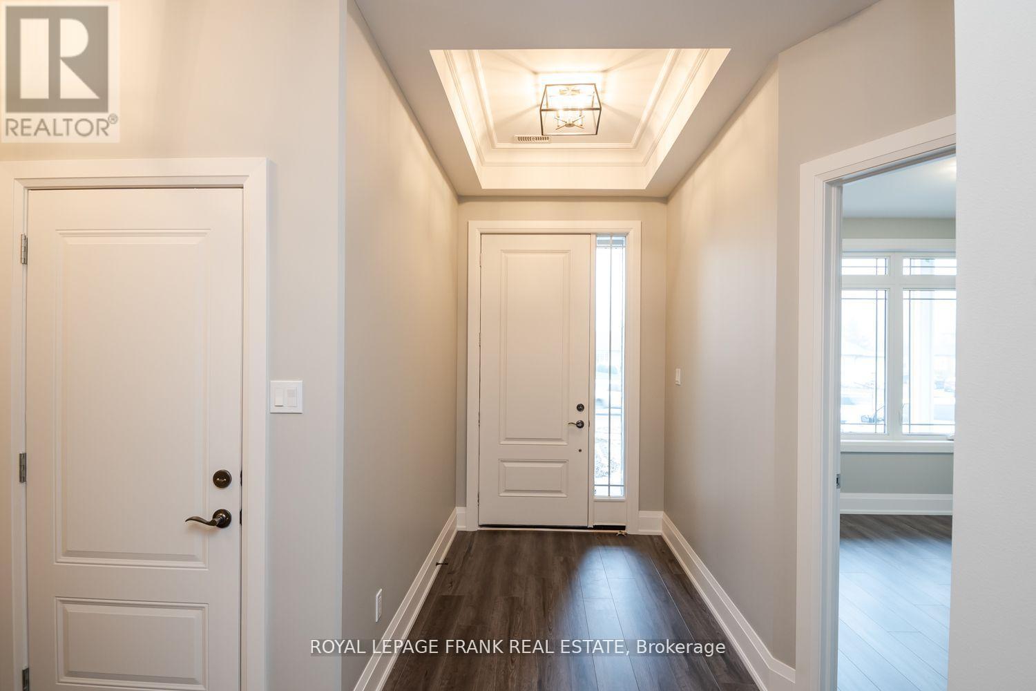 16040 Simcoe Street, Scugog (Port Perry), ON - Indoor Photo Showing Other Room