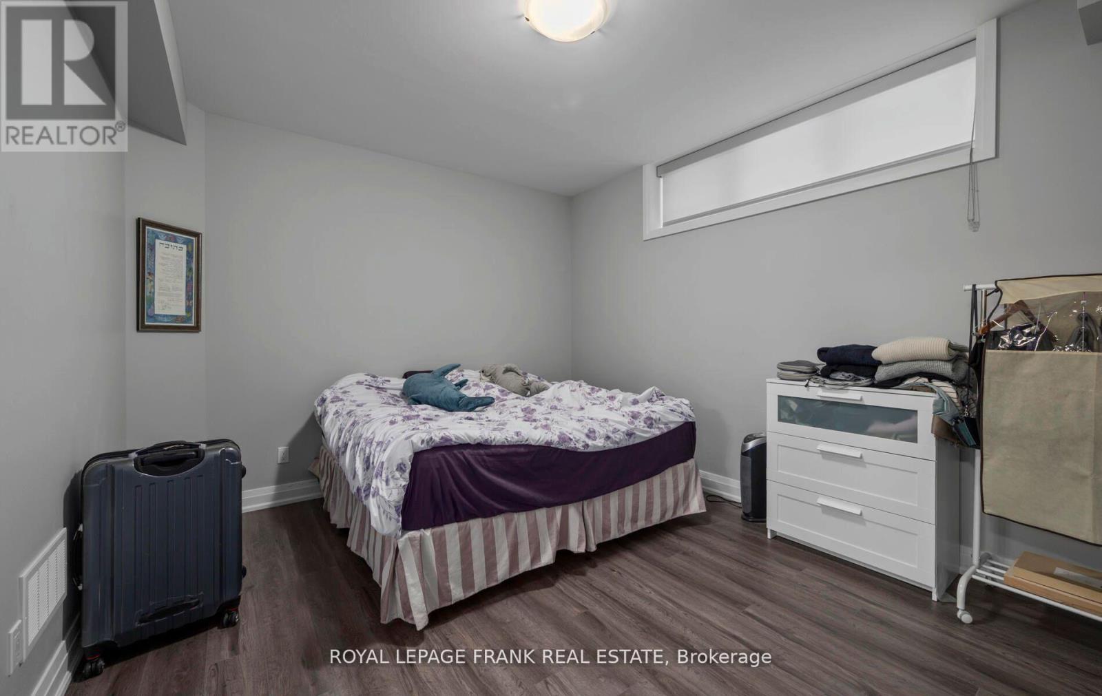 16040 Simcoe Street, Scugog (Port Perry), ON - Indoor Photo Showing Bedroom