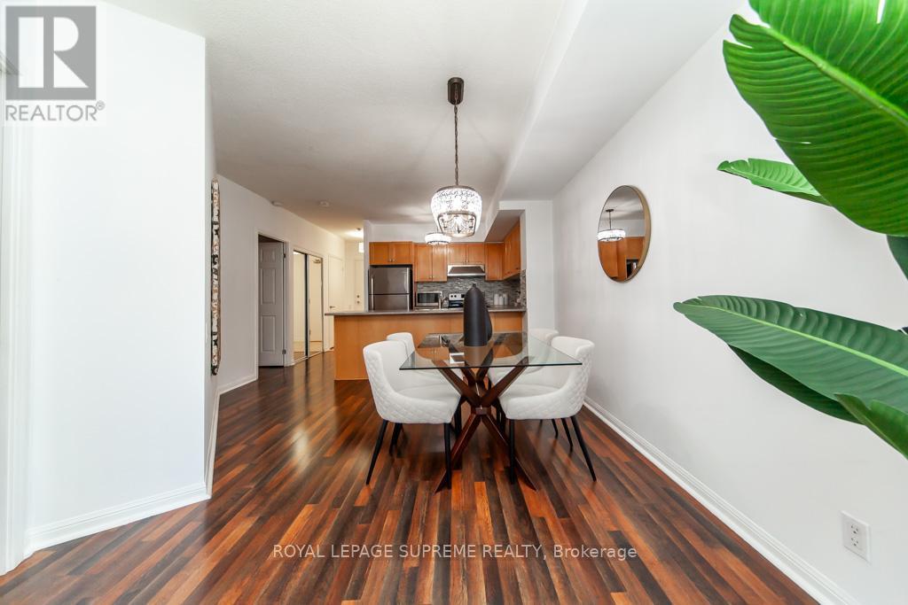 202 - 1600 Keele Street, Toronto, ON - Indoor Photo Showing Dining Room