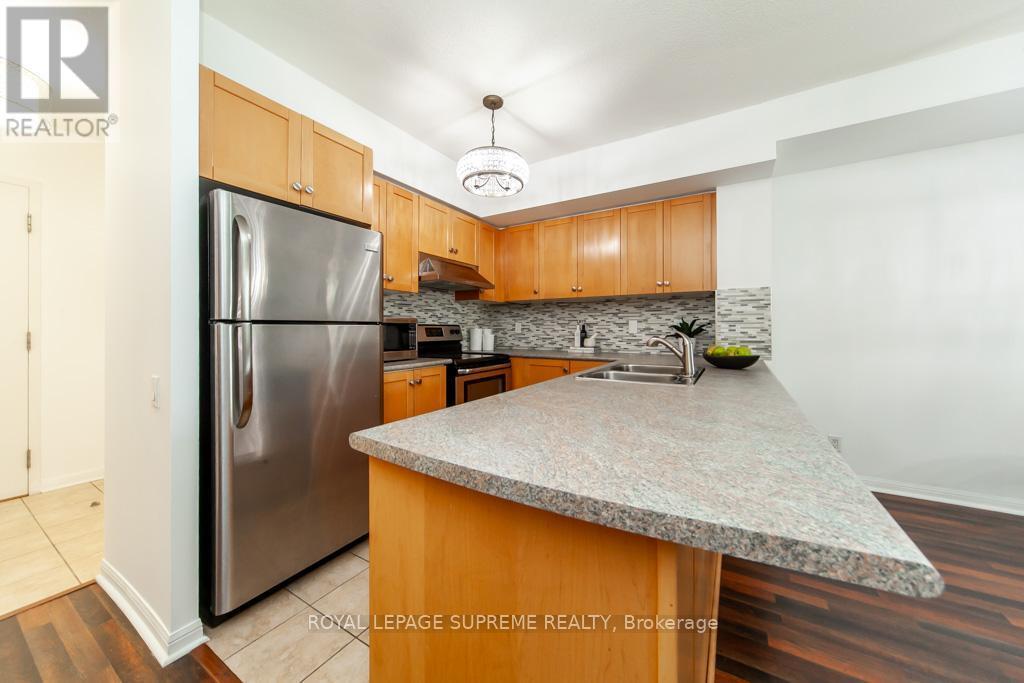 202 - 1600 Keele Street, Toronto, ON - Indoor Photo Showing Kitchen With Double Sink