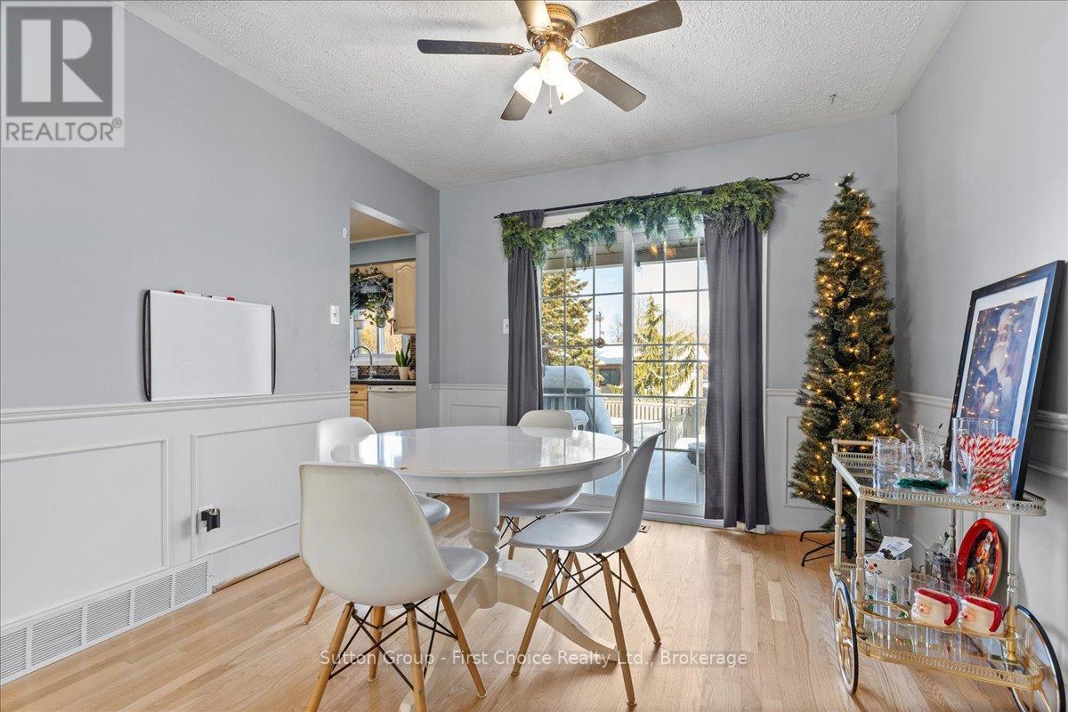 7 Kenner Crescent, Stratford, ON - Indoor Photo Showing Dining Room