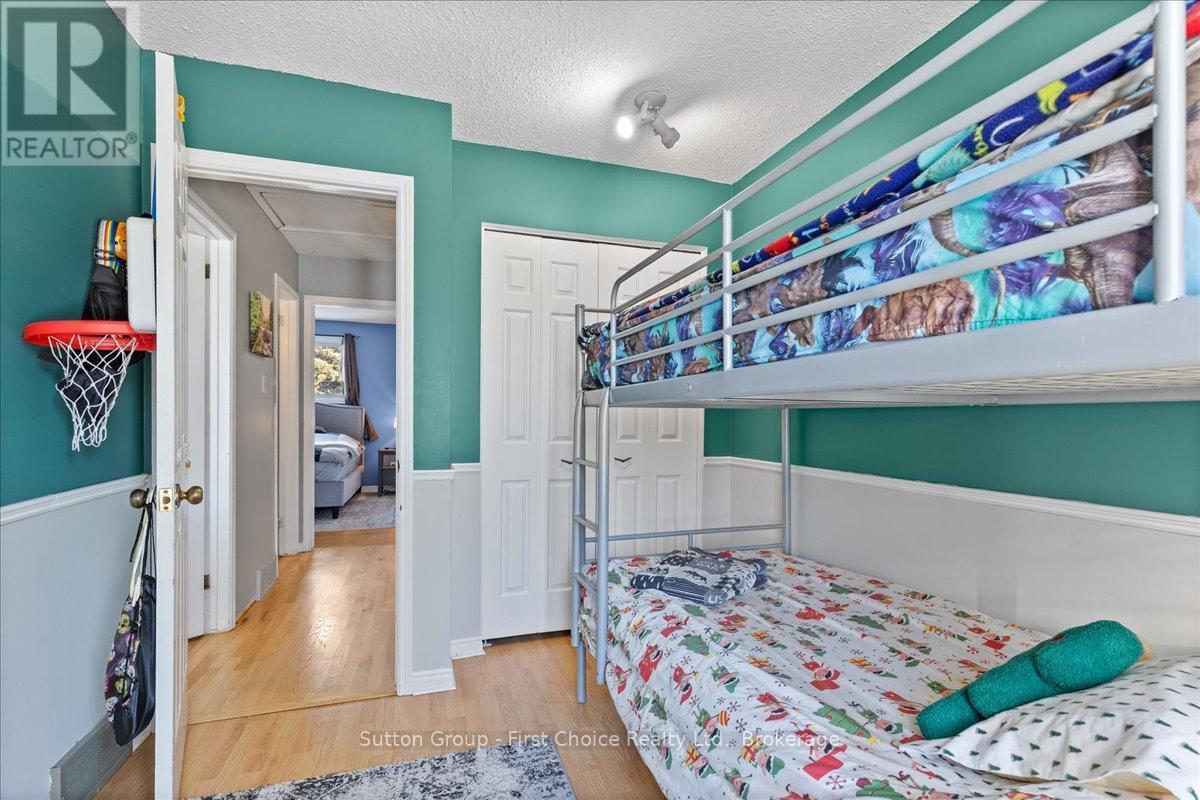 7 Kenner Crescent, Stratford, ON - Indoor Photo Showing Bedroom
