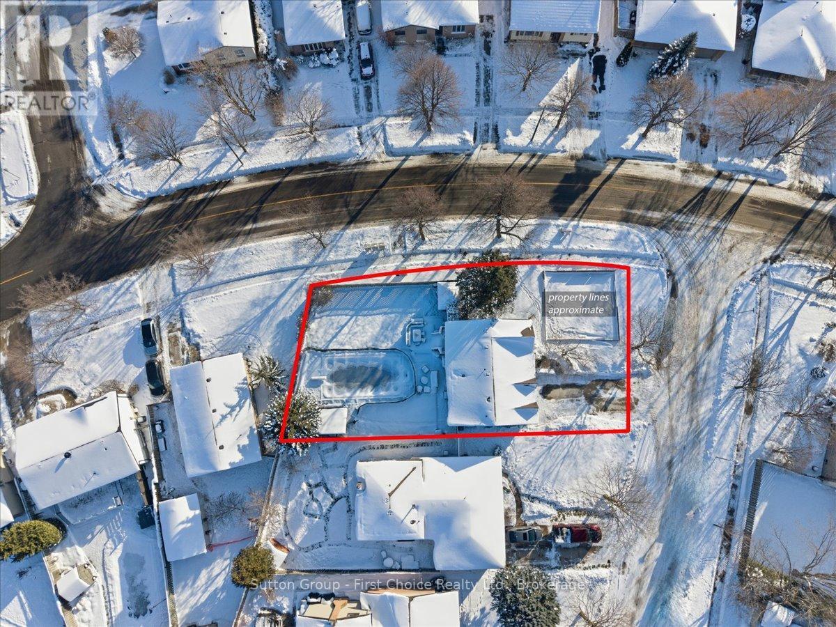 7 Kenner Crescent, Stratford, ON - Outdoor With View