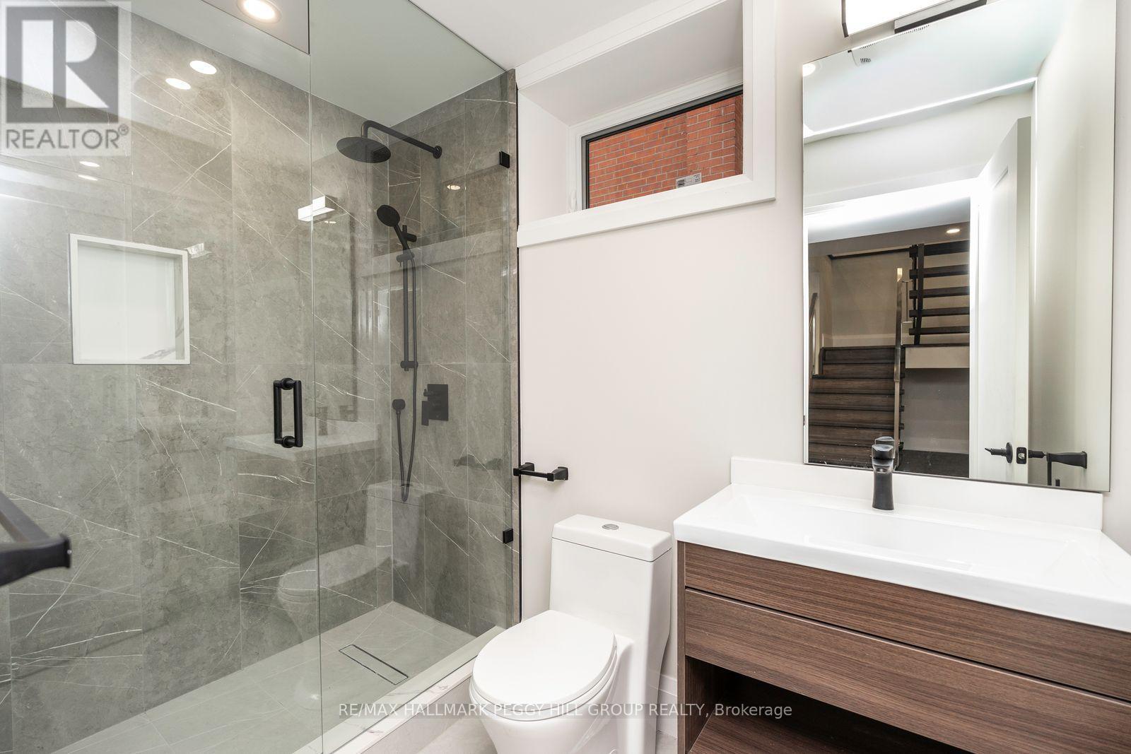 18 Bellman Avenue, Toronto, ON - Indoor Photo Showing Bathroom