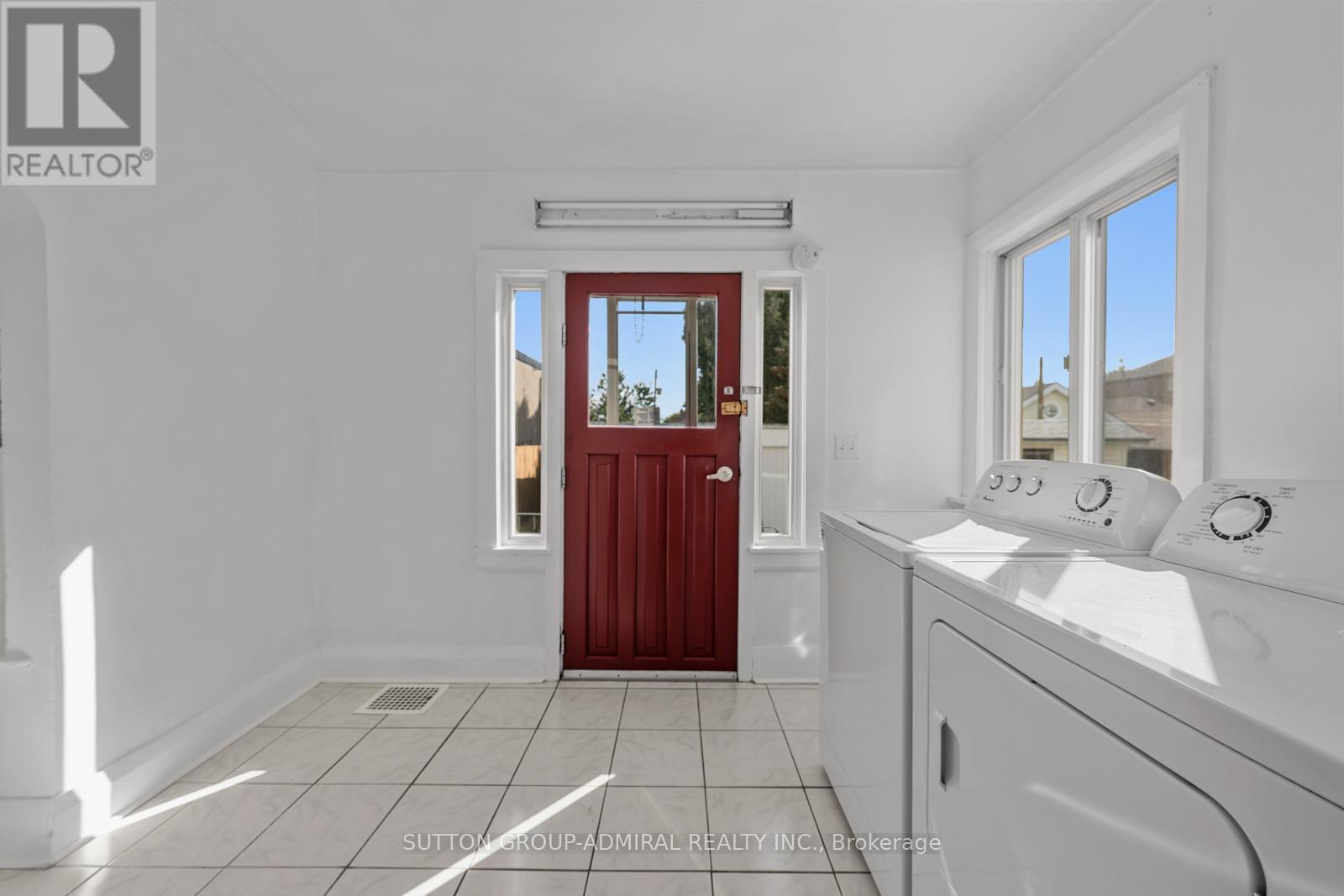 87 Pritchard Avenue, Toronto, ON - Indoor Photo Showing Laundry Room