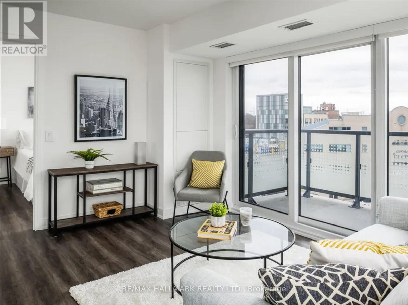 219 - 20 Samuel Wood Way, Toronto, ON - Indoor