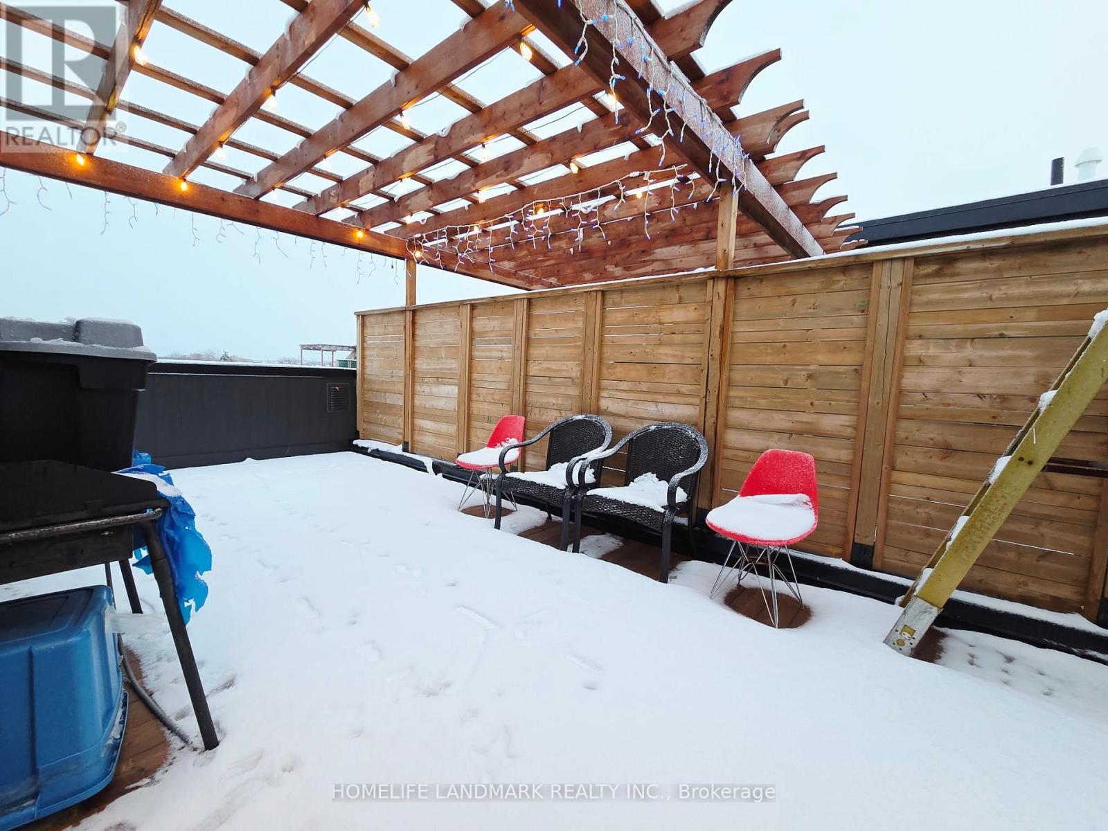 120 - 35 Lunar Crescent, Mississauga, ON - Outdoor