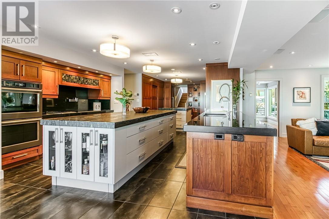 340 Maki Avenue, Sudbury, ON - Indoor Photo Showing Kitchen
