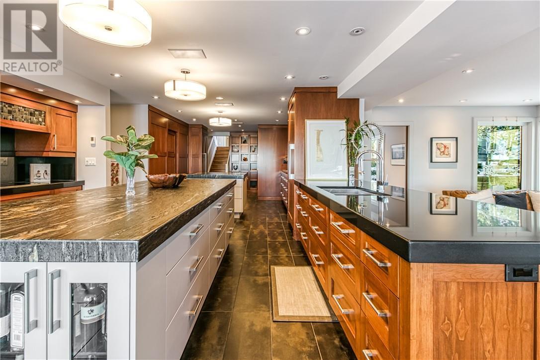 340 Maki Avenue, Sudbury, ON - Indoor