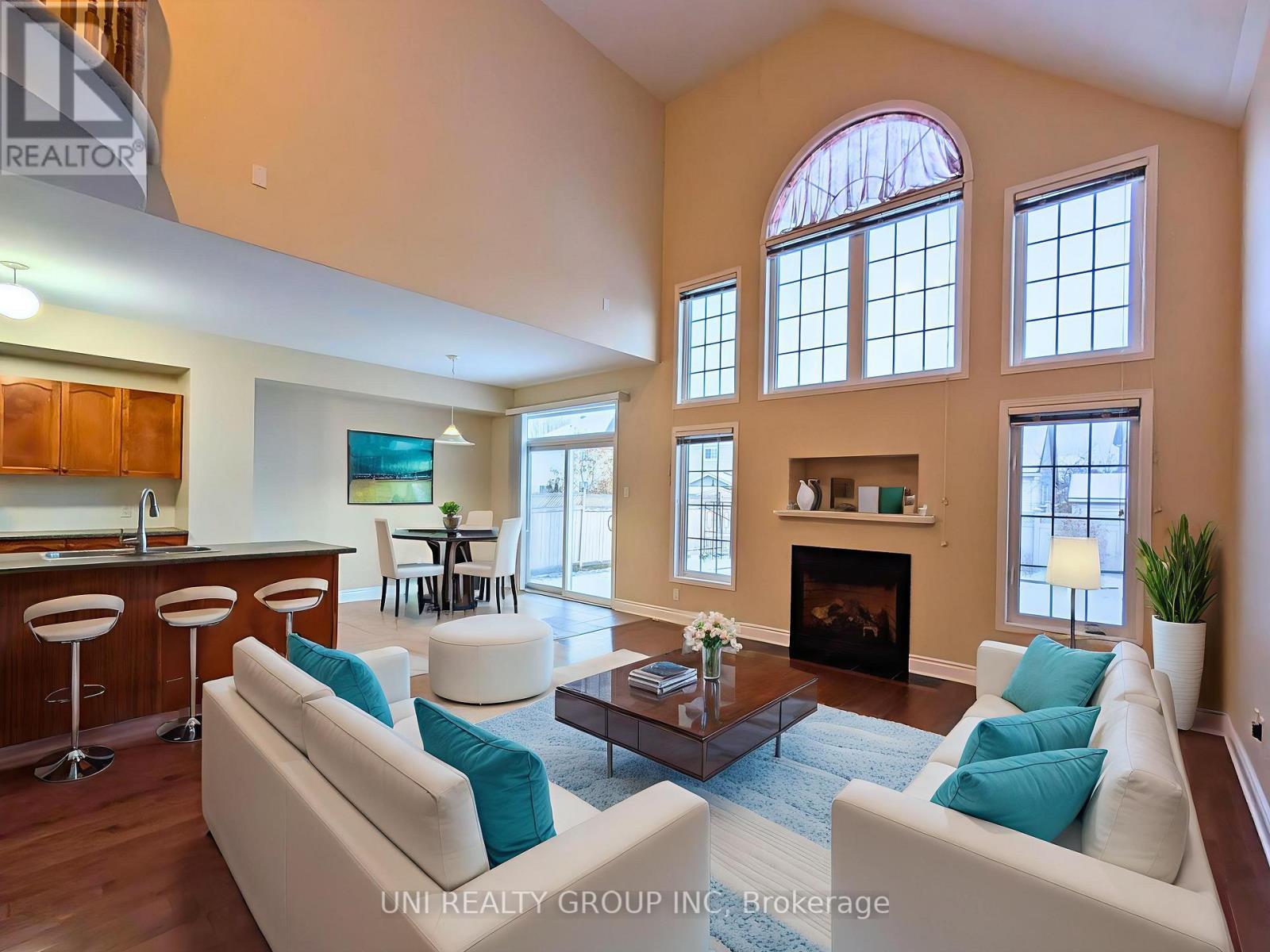 105 Cheyenne Way, Ottawa, ON - Indoor Photo Showing Living Room With Fireplace