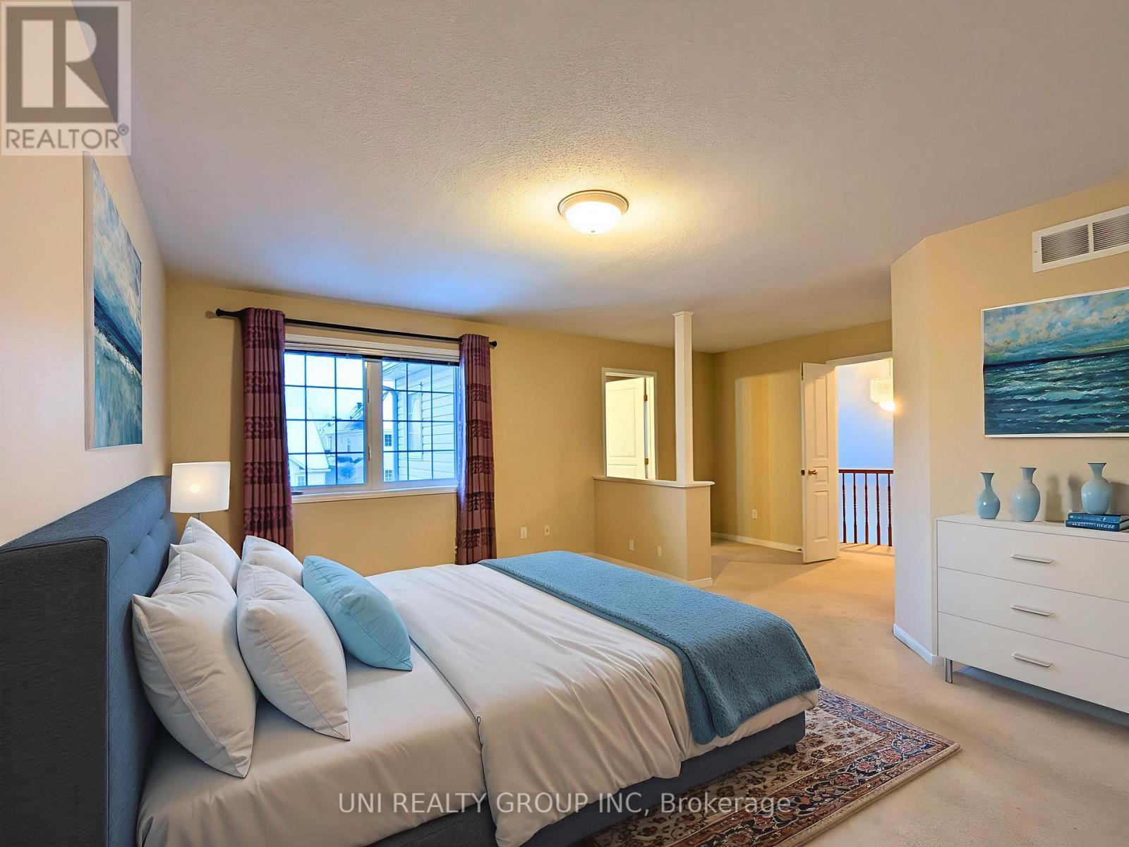 105 Cheyenne Way, Ottawa, ON - Indoor Photo Showing Bedroom